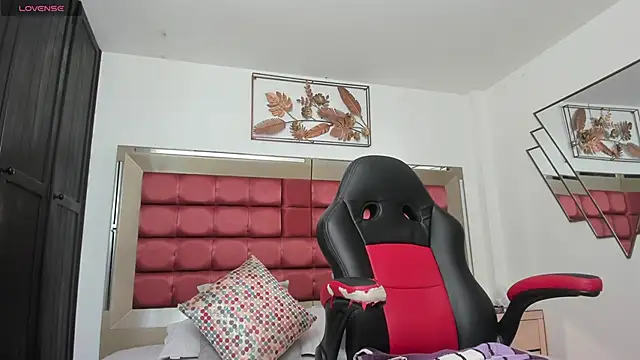 Snapshot of BarbaraKnox_ chatting on June 26, 6:03 pm BarbaraKnox online show from June 26, 6:03 pm