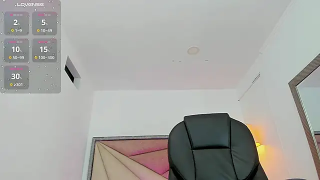 Snapshot of BarbaraKnox_ chatting on February 21, 3:34 am BarbaraKnox online show from February 21, 3:34 am