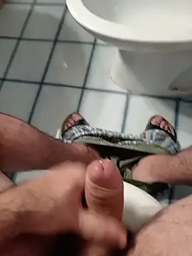 Snapshot of Durovoglioso2 chatting on November 3, 6:18 am Durovoglioso2 online show from November 3, 6:18 am