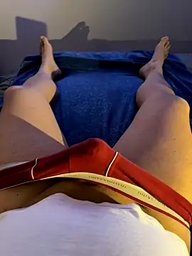 Snapshot of MatthewEmme chatting on December 2, 9:34 pm MatthewEmme online show from December 2, 9:34 pm