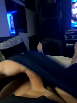 Snapshot of MatthewEmme chatting on October 27, 9:16 pm MatthewEmme online show from October 27, 9:16 pm