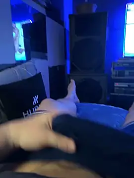 Snapshot of MatthewEmme chatting on November 21, 11:48 pm MatthewEmme online show from November 21, 11:48 pm