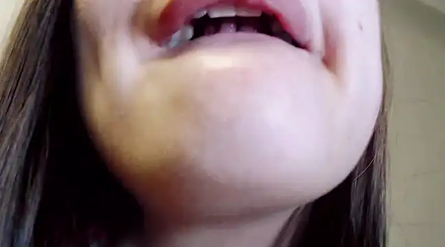 Snapshot of AliseSexyDoll777 chatting on March 10, 9:40 pm AliseSexyDoll777 online show from March 10, 9:40 pm