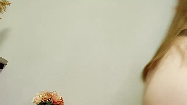 AliseSexyDoll777 online show from April 23, 7:15 pm