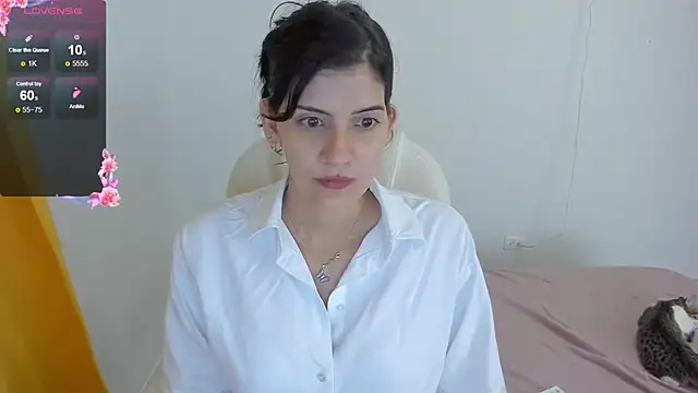 Snapshot of misstoya chatting on March 4, 3:55 am misstoya online show from March 4, 3:55 am