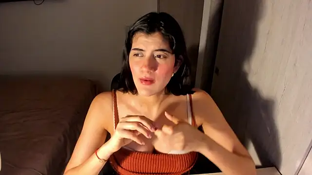 misstoya online show from June 1, 3:29 am