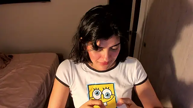 Snapshot of misstoya chatting on July 12, 1:39 am misstoya online show from July 12, 1:39 am