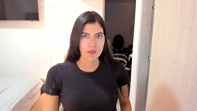 Snapshot of misstoya chatting on September 10, 1:15 am misstoya online show from September 10, 1:15 am