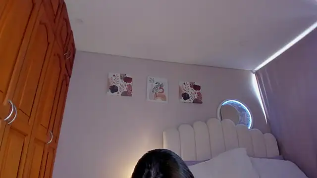 Snapshot of martinaaricci chatting on November 15, 1:59 pm martinaaricci online show from November 15, 1:59 pm