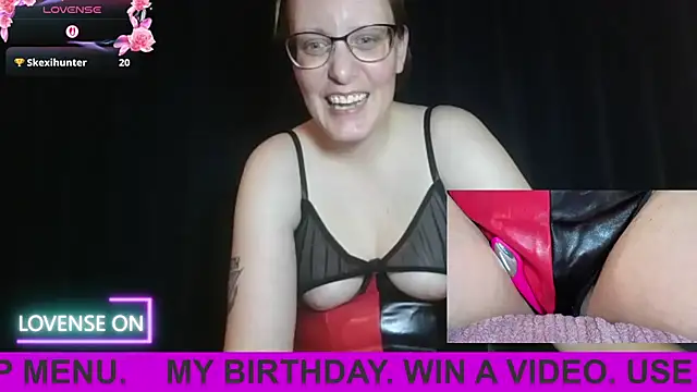 PernillaGirl online show from September 10, 6:29 pm