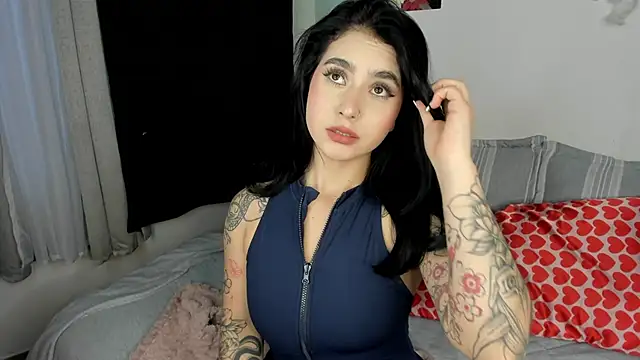 Snapshot of pamela__mar chatting on March 10, 10:55 pm pamela mar online show from March 10, 10:55 pm