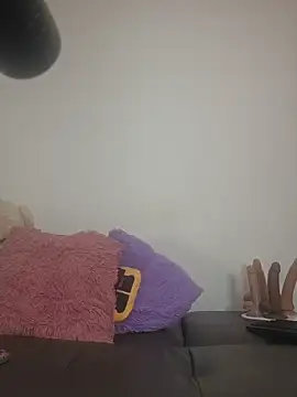 bigboobsrose1 online show from April 11, 9:07 pm