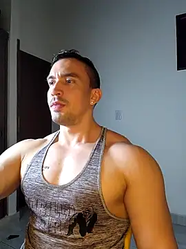 Snapshot of jhay-crux chatting on November 4, 10:24 pm jhay-crux online show from November 4, 10:24 pm