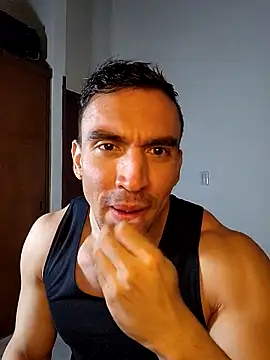 Snapshot of jhay-crux chatting on February 18, 11:12 pm jhay-crux online show from February 18, 11:12 pm