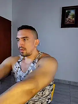 Snapshot of jhay-crux chatting on February 6, 6:46 pm jhay-crux online show from February 6, 6:46 pm