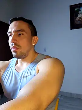 Snapshot of jhay-crux chatting on November 6, 10:25 pm jhay-crux online show from November 6, 10:25 pm