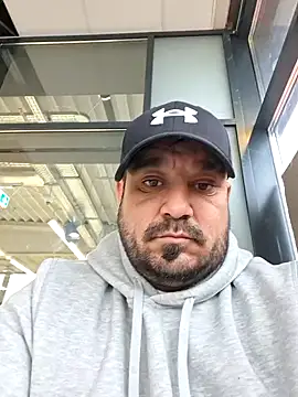 Futacisu online show from November 30, 8:15 am