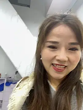 Efangfang online show from February 26, 8:39 am