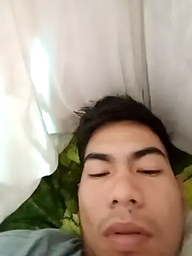 Snapshot of leyel00155 chatting on November 18, 12:08 pm leyel00155 online show from November 18, 12:08 pm