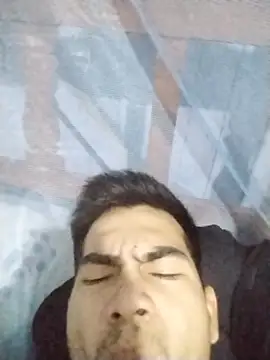 Snapshot of leyel00155 chatting on October 3, 11:45 am leyel00155 online show from October 3, 11:45 am