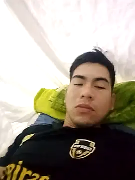 Snapshot of leyel00155 chatting on November 19, 4:23 am leyel00155 online show from November 19, 4:23 am