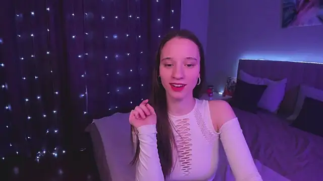 StaceySunny online show from February 10, 9:36 pm