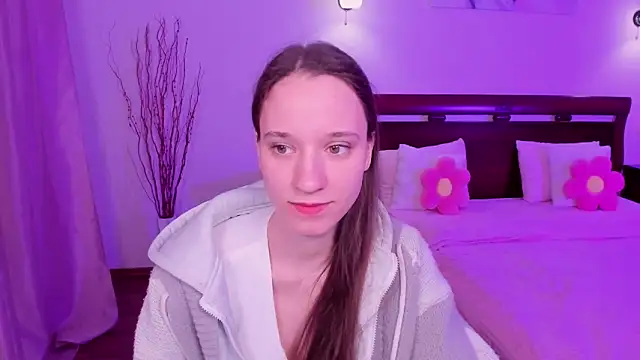 StaceySunny online show from April 23, 6:31 pm
