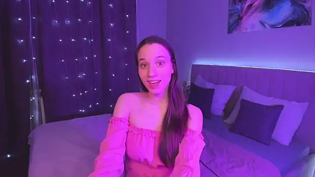 StaceySunny online show from February 17, 5:44 pm