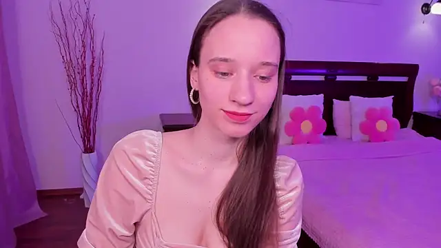 StaceySunny online show from March 22, 6:09 pm