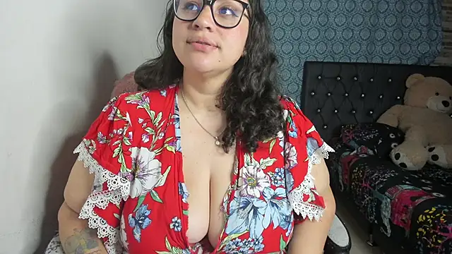 Snapshot of Imluna93 chatting on September 23, 5:47 am Imluna93 online show from September 23, 5:47 am