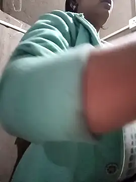 Snapshot of Angel-life chatting on December 22, 5:01 am Angel-life online show from December 22, 5:01 am