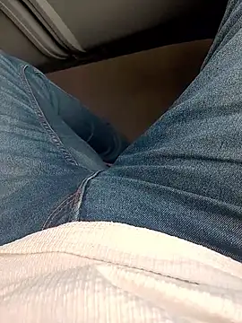 HornyBoy  2004 online show from September 11, 6:46 am