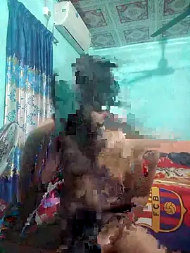 Snapshot of zakly69 chatting on December 5, 2:00 am zakly69 online show from December 5, 2:00 am