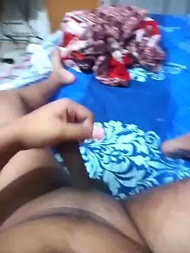 Snapshot of zakly69 chatting on October 7, 8:32 pm zakly69 online show from October 7, 8:32 pm