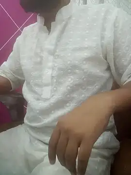 Snapshot of zakly69 chatting on October 30, 2:36 pm zakly69 online show from October 30, 2:36 pm