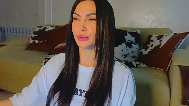 KimDavisBaby online show from January 17, 5:05 pm