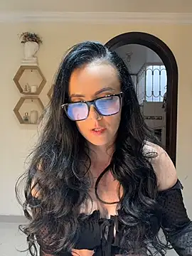 AndreaValencia online show from July 15, 8:27 pm