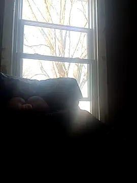 Bigloggz online show from February 8, 9:34 pm