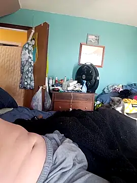 Bigloggz online show from February 4, 7:42 pm