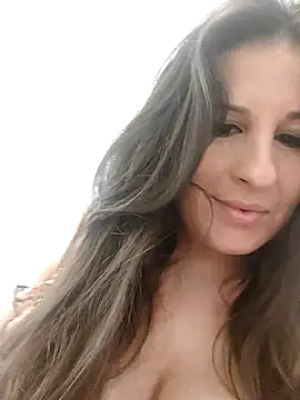 Miss Mia 5 online show from February 28, 9:58 am