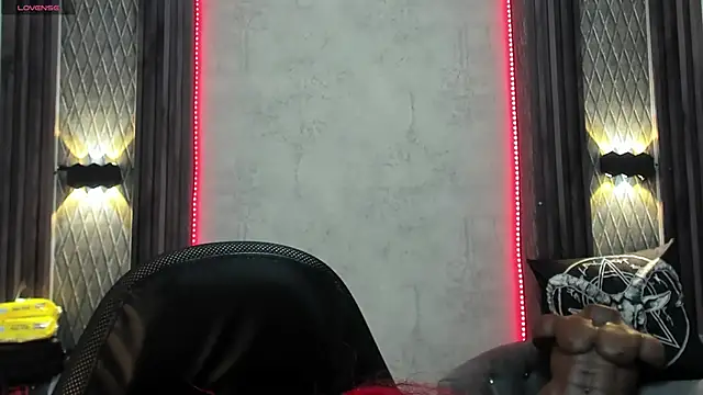 selene red  online show from March 19, 1:29 pm