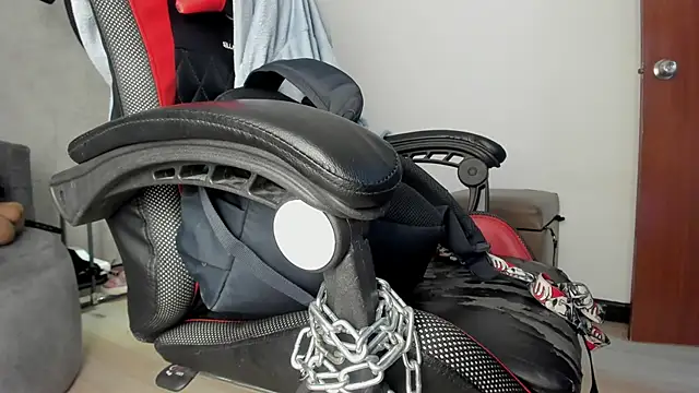 selene red  online show from October 19, 4:43 pm