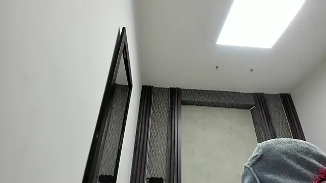 selene red  online show from March 11, 12:37 am