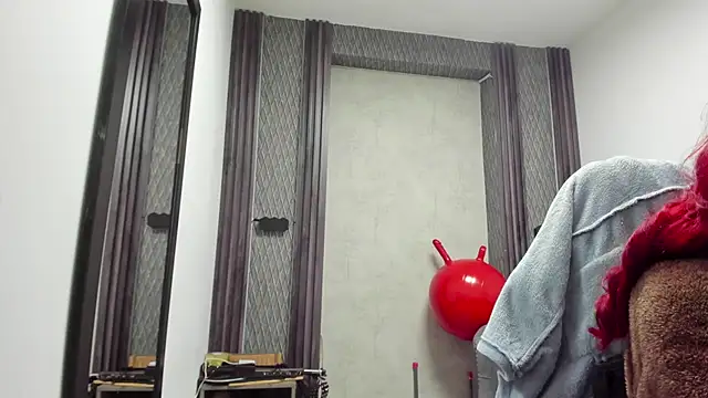 selene red  online show from March 10, 1:20 am