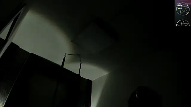 selene red  online show from November 19, 1:55 pm