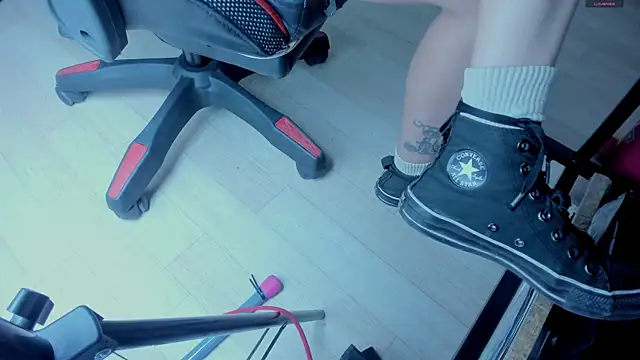 selene red  online show from November 1, 3:50 pm