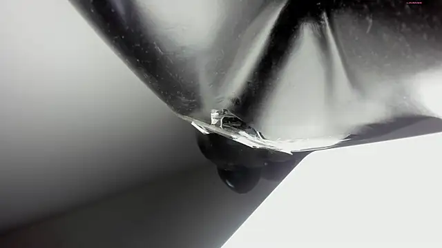 selene red  online show from September 26, 1:29 pm