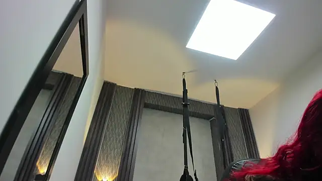 selene red  online show from May 11, 3:52 am