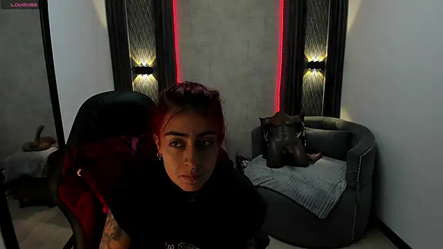 selene red  online show from March 11, 12:39 pm