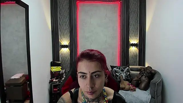 selene red  online show from March 18, 1:44 pm